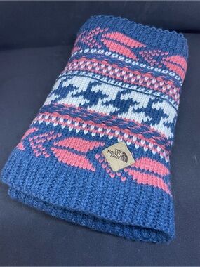 The North Face Blue, Pink & White Knit Neck Warmer with Cream Fleece Lining